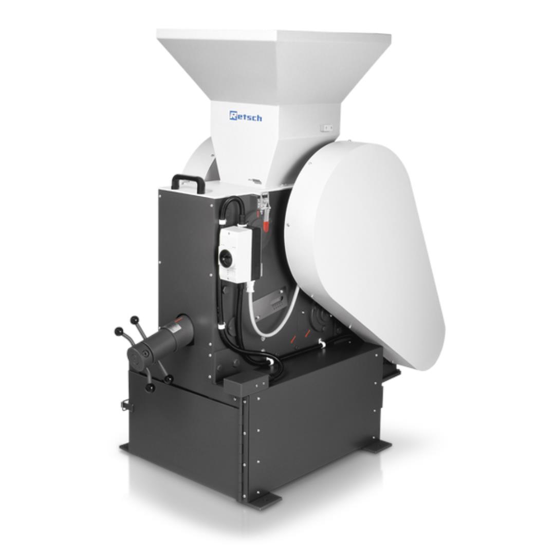 RETSCH – BB 300 – Çeneli Kırıcı